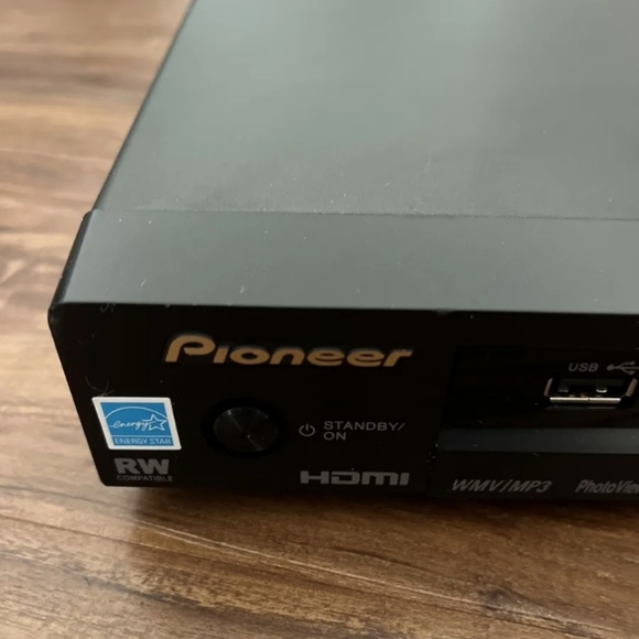 PIONEER DV-400V DVD PLAYER HDMI/ 1080P/DIVX - TESTED & WORKING no remote - Picture 5 of 6